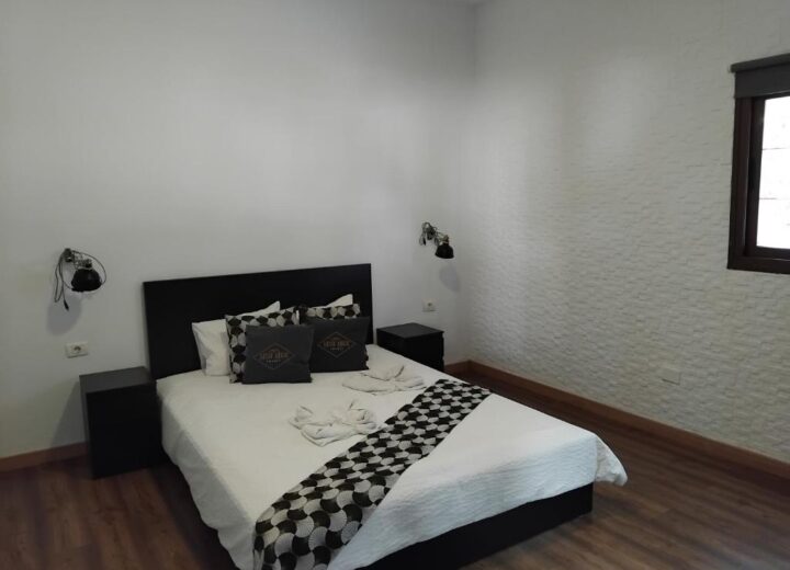 Suite mit Poolblick