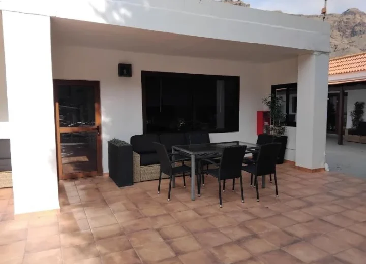 Große Suite mit Poolblick