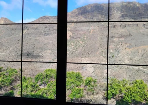 Suite mit Bergblick
