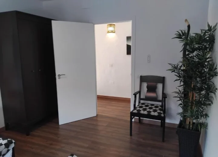 Große Suite mit Poolblick